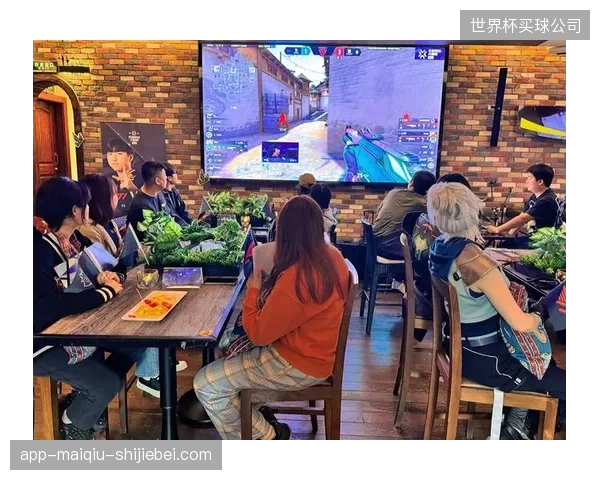 当年轻观众转向短视频平台看比赛集锦，体育赛事的长周期版权真的还值天价吗？